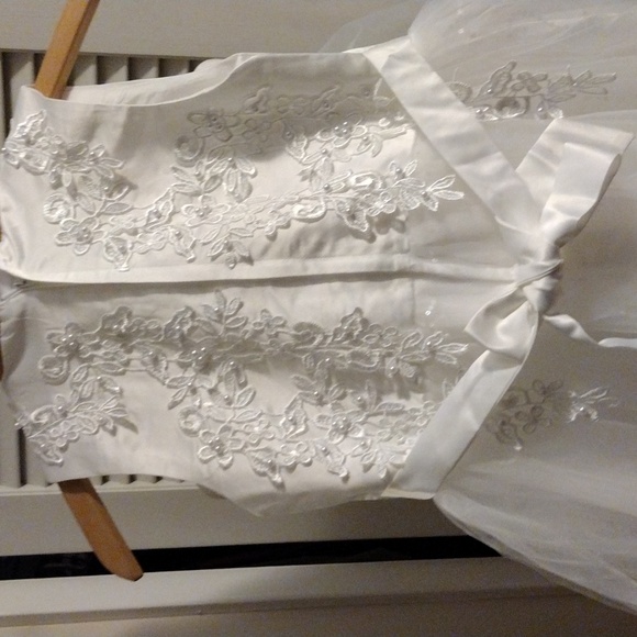 Communion Flower Girl White Formal Dress Size 150 or 12 - Picture 3 of 5